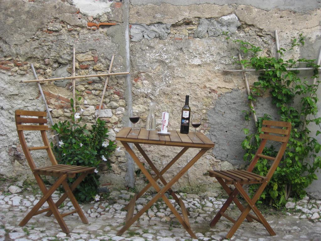 Apartmán The Back Yard Nest Lisboa Pokoj fotografie